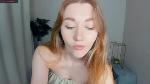 Snapshot of laviniahoutz chatting on July 4, 2026, 10:16 pm Jane online show from July 4, 2026, 10:16 pm
