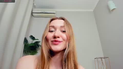 Snapshot of laviniahoutz chatting on July 5, 2026, 4:19 am Jane online show from July 5, 2026, 4:19 am