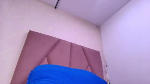 Lay Madison  online show from September 19, 2025, 7:14 pm