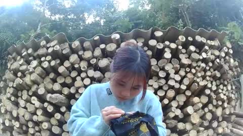 layla_999 online show from January 16, 2026, 8:07 am