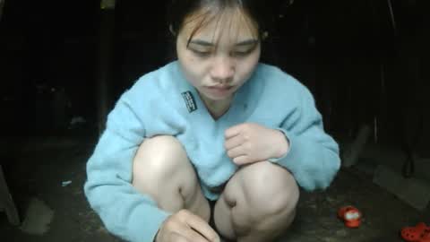 layla_999 online show from April 1, 2026, 1:17 am