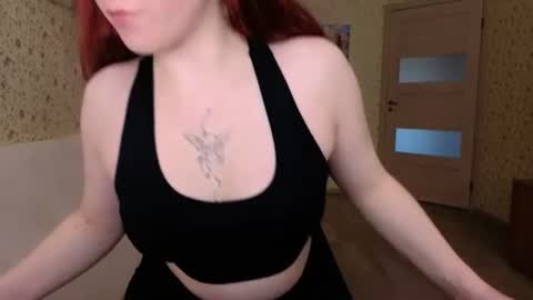 layla_glam online show from June 12, 2026, 3:55 pm