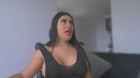 Layla online show from May 16, 2026, 5:56 pm