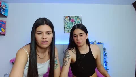 Snapshot of layla_roma chatting on January 9, 2025, 1:29 am Lia and Rachel online show from January 9, 2025, 1:29 am