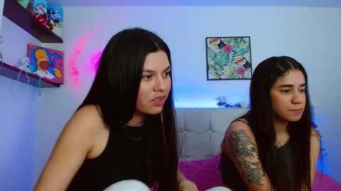 Snapshot of layla_roma chatting on January 15, 2025, 1:56 am Lia and Rachel online show from January 15, 2025, 1:56 am