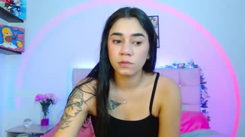 Snapshot of layla_roma chatting on March 3, 2025, 1:21 am Lia and Rachel online show from March 3, 2025, 1:21 am