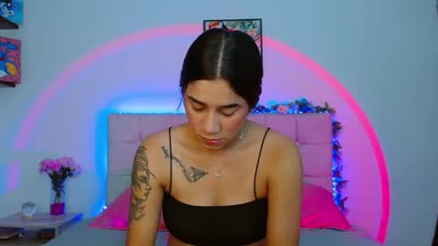 Snapshot of layla_roma chatting on March 10, 2025, 2:06 am Lia and Rachel online show from March 10, 2025, 2:06 am