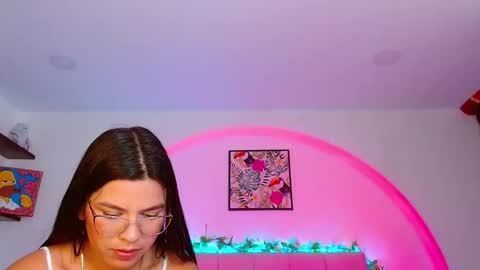 Snapshot of layla_roma chatting on October 23, 2025, 11:24 pm Lia and Rachel online show from October 23, 2025, 11:24 pm