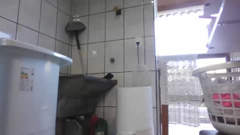 Snapshot of laylabrasil chatting on September 10, 2025, 6:30 pm kelly online show from September 10, 2025, 6:30 pm