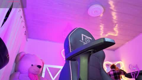 laylafoxy_tay online show from October 9, 2025, 3:48 am