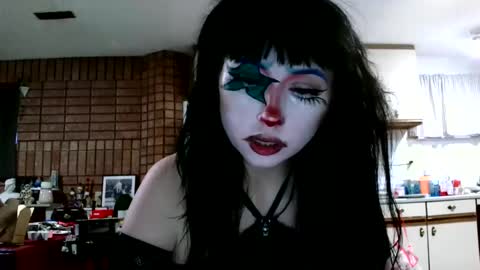 Layla Kills online show from January 9, 2025, 1:24 pm