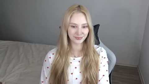 Snapshot of laylapretty001 chatting on February 4, 2026, 5:24 am LaylaPretty001 online show from February 4, 2026, 5:24 am