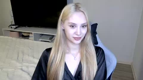 LaylaPretty001 online show from July 10, 2026, 4:39 am