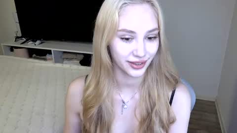 LaylaPretty001 online show from July 21, 2026, 4:15 am