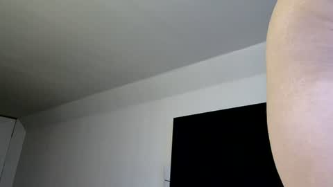 LaylaPretty001 online show from July 24, 2026, 4:54 am