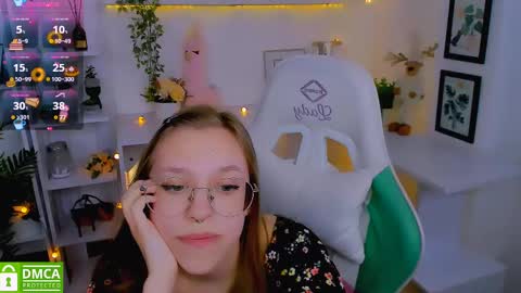 layriantavee online show from February 26, 2025, 1:30 pm