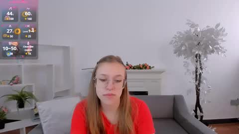 layriantavee online show from March 9, 2025, 7:12 am