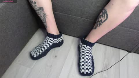 Snapshot of lazar_angels chatting on December 19, 2024, 5:40 am Laz online show from December 19, 2024, 5:40 am