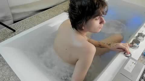 Alex online show from February 8, 2026, 12:36 am