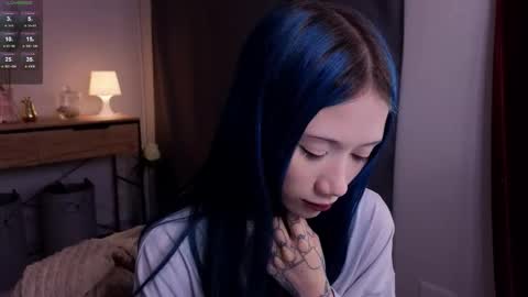 Snapshot of le_chan chatting on November 11, 2025, 8:25 am felixe online show from November 11, 2025, 8:25 am