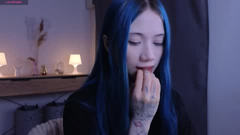 Snapshot of le_chan chatting on November 18, 2025, 12:20 pm felixe online show from November 18, 2025, 12:20 pm