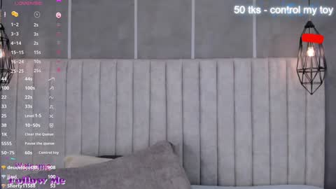 Snapshot of lea_gray chatting on January 24, 2025, 1:45 am online show from January 24, 2025, 1:45 am