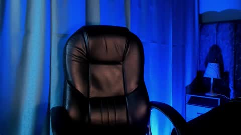 Snapshot of lea_velle chatting on November 26, 2025, 6:47 am Lea Velle online show from November 26, 2025, 6:47 am