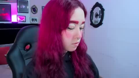 Leah online show from July 26, 2026, 9:21 pm