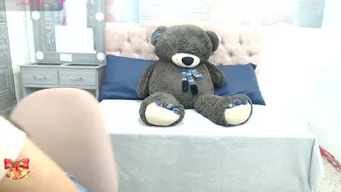 Leah online show from December 17, 2024, 12:22 pm