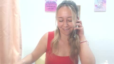 leah_susman online show from February 14, 2025, 1:45 am