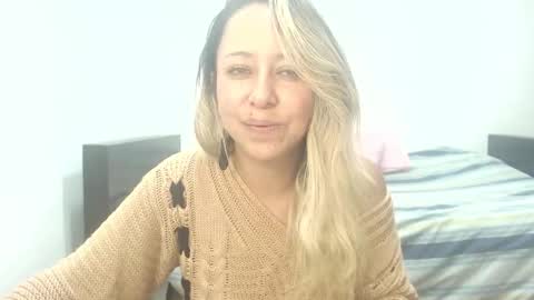 leah_susman online show from October 25, 2025, 2:41 am