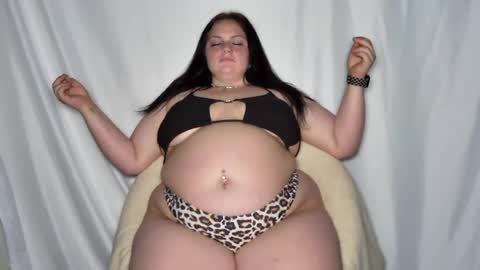 Snapshot of leahjewel chatting on June 18, 2026, 12:44 am Leah jewel online show from June 18, 2026, 12:44 am
