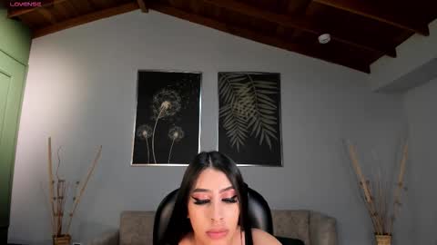 Snapshot of leahlombardi_ chatting on September 19, 2025, 3:19 am leahlombardi_ online show from September 19, 2025, 3:19 am