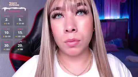 Snapshot of leahtemptation chatting on December 25, 2024, 7:14 am leah online show from December 25, 2024, 7:14 am