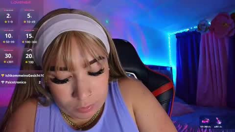 Snapshot of leahtemptation chatting on March 1, 2025, 3:43 am leah online show from March 1, 2025, 3:43 am