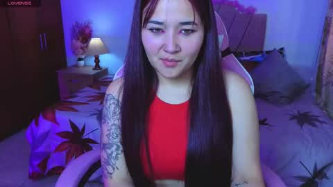 leakitten_ online show from September 16, 2025, 7:48 pm