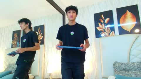 Lean online show from November 21, 2025, 9:46 pm