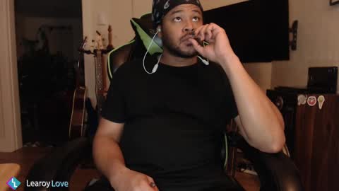 Learoy online show from December 16, 2024, 6:43 am