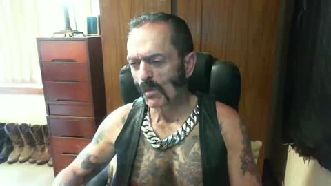 leathergreaser online show from January 9, 2025, 2:01 am