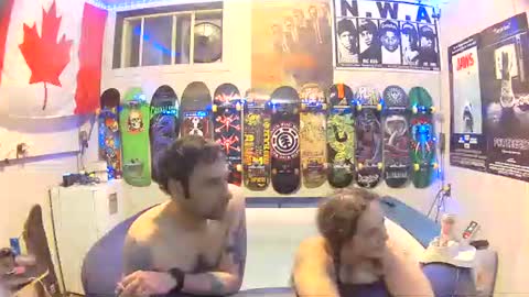 Snapshot of leatherluvefuck chatting on October 31, 2025, 3:18 am kinky dirty fuck online show from October 31, 2025, 3:18 am