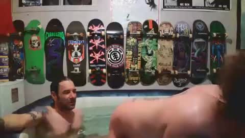 Snapshot of leatherluvefuck chatting on May 12, 2026, 12:19 am kinky dirty fuck online show from May 12, 2026, 12:19 am