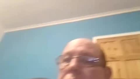 leatherpants68 online show from November 13, 2025, 6:51 pm