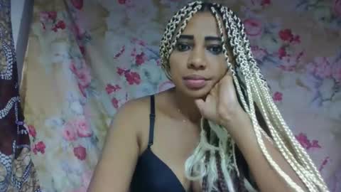 Snapshot of leatianaa chatting on May 23, 2026, 11:20 pm leatianaa online show from May 23, 2026, 11:20 pm