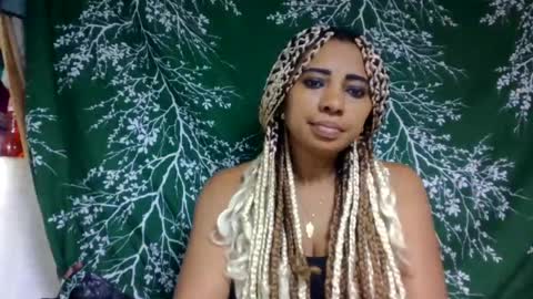 leatianaa online show from July 10, 2026, 5:37 pm