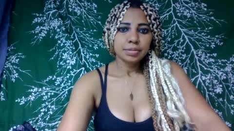 leatianaa online show from July 14, 2026, 11:10 pm