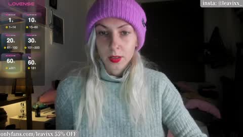 Snapshot of leavixx chatting on January 13, 2025, 5:33 pm LeaVixx online show from January 13, 2025, 5:33 pm