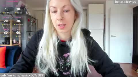 Snapshot of leavixx chatting on October 23, 2025, 9:41 am LeaVixx online show from October 23, 2025, 9:41 am