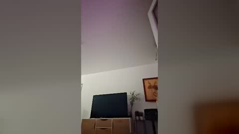 lebanesebisex online show from July 6, 2026, 1:46 am