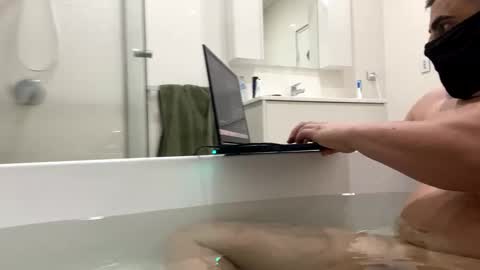 lebdickreturns90 online show from September 27, 2025, 8:41 am