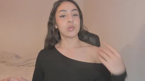 Snapshot of lebelledani chatting on December 18, 2025, 4:51 am Dani online show from December 18, 2025, 4:51 am